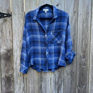 Cloth & Stone Soft Flannel Blue Plaid Shirt with adjustable sleeves Sz Med